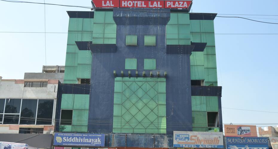 Lal Hotel, Kota 1